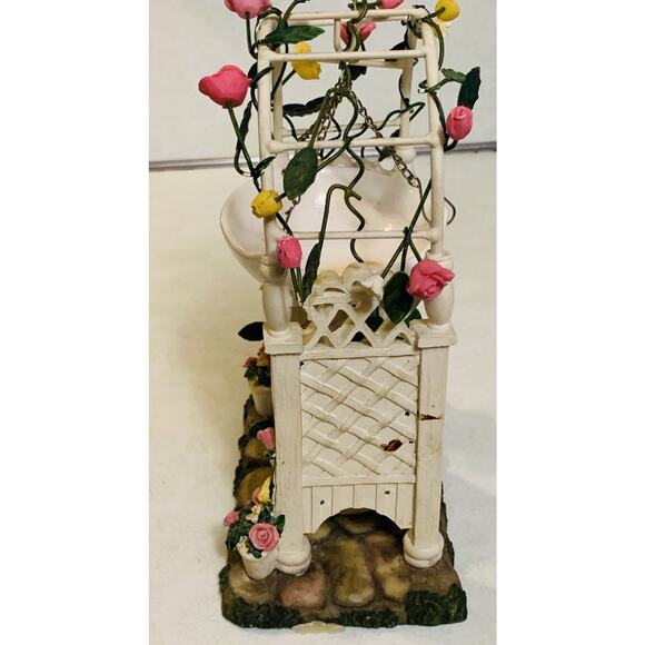 Yankee Candle Retired Ceramic Rose Garden Gazebo Tart Warmer - Picture 5 of 6